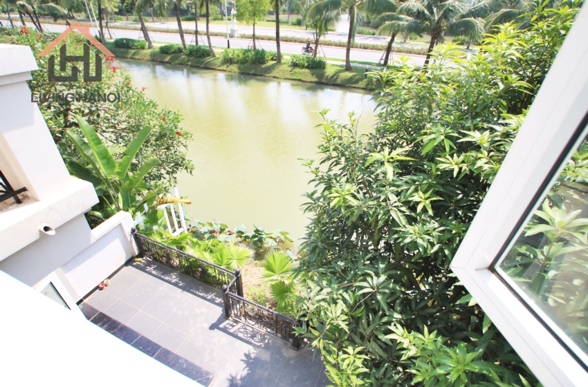 Bright and modern villa for rent in Vinhomes Riverside, Hanoi Bright and modern villa for rent in Vinhomes Riverside, Hanoi