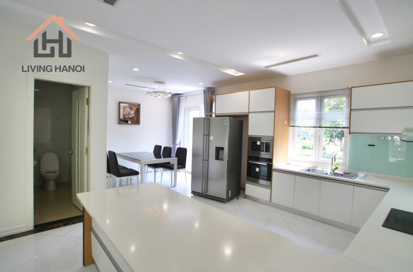 Bright and modern villa for rent in Vinhomes Riverside, Hanoi Bright and modern villa for rent in Vinhomes Riverside, Hanoi
