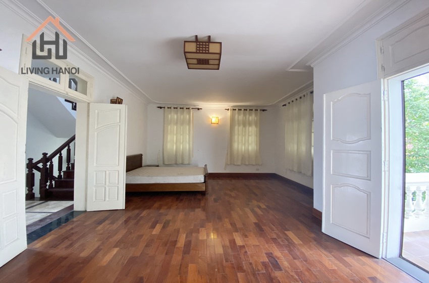 Bright and spacious villa for rent in Tay Ho, Hanoi Bright and spacious villa for rent in Tay Ho, Hanoi