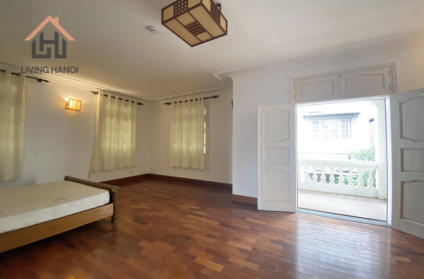 Bright and spacious villa for rent in Tay Ho, Hanoi Bright and spacious villa for rent in Tay Ho, Hanoi