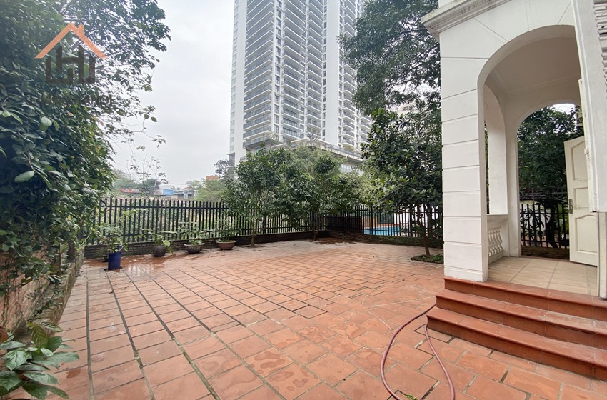 Bright and spacious villa for rent in Tay Ho, Hanoi Bright and spacious villa for rent in Tay Ho, Hanoi