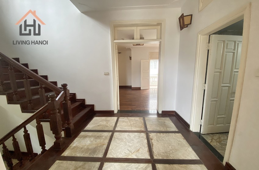 Bright and spacious villa for rent in Tay Ho, Hanoi Bright and spacious villa for rent in Tay Ho, Hanoi