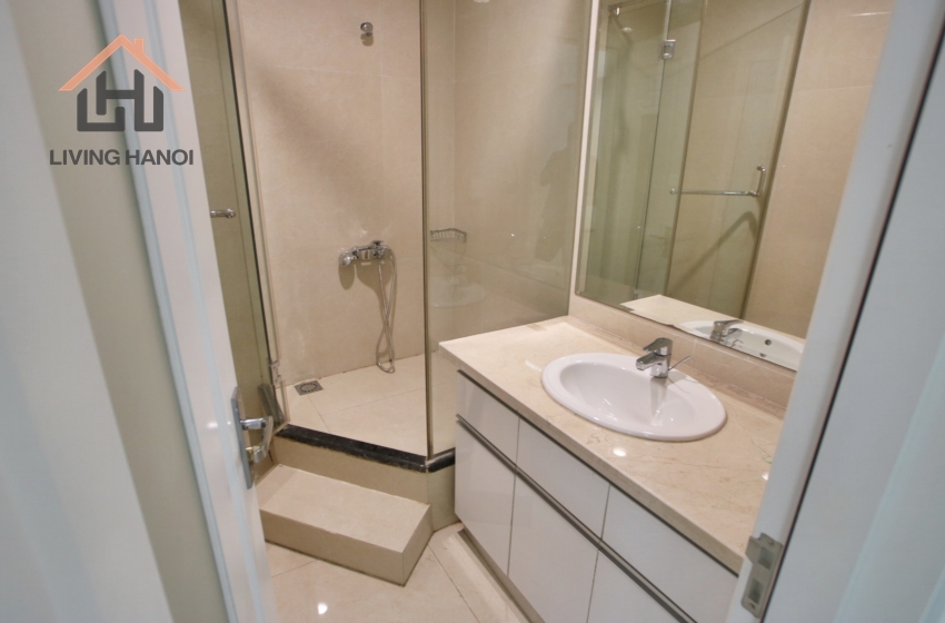 Bright villa for rent in Vinhomes Riverside, Hanoi Bright villa for rent in Vinhomes Riverside, Hanoi