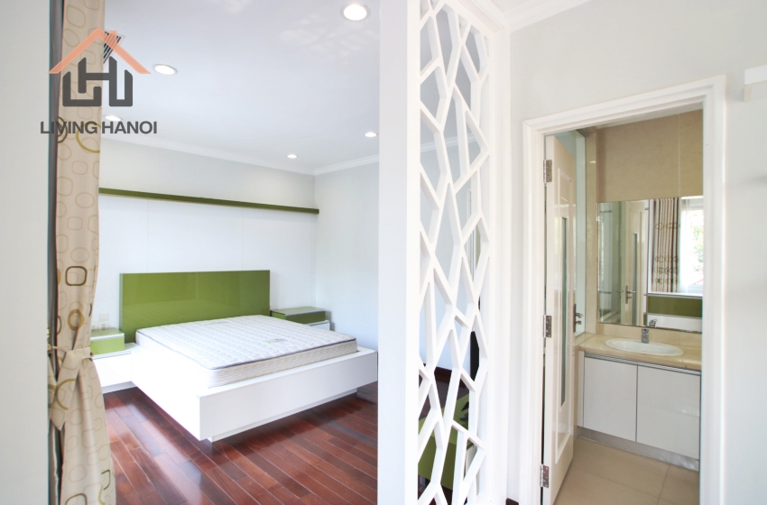 Bright villa for rent in Vinhomes Riverside, Hanoi Bright villa for rent in Vinhomes Riverside, Hanoi