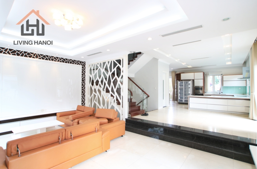 Bright villa for rent in Vinhomes Riverside, Hanoi Bright villa for rent in Vinhomes Riverside, Hanoi