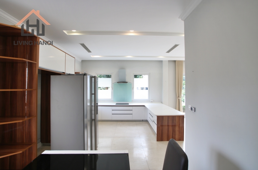 Bright villa for rent in Vinhomes Riverside, Hanoi Bright villa for rent in Vinhomes Riverside, Hanoi