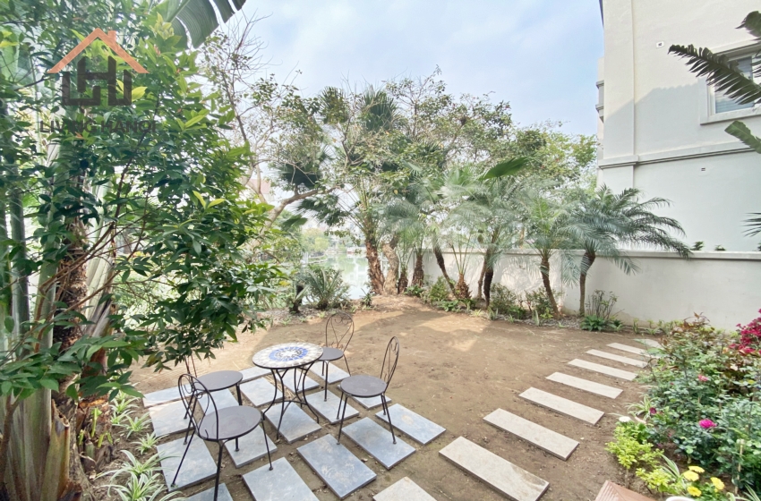 Budget 4 bedroom villa for rent in Vinhomes Riverside, Hanoi Budget 4 bedroom villa for rent in Vinhomes Riverside, Hanoi