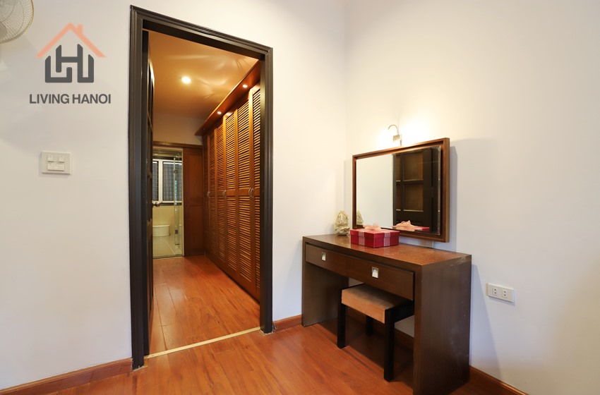 Bungalow house for rent with huge garden in Tay Ho, Hanoi Bungalow house for rent with huge garden in Tay Ho, Hanoi