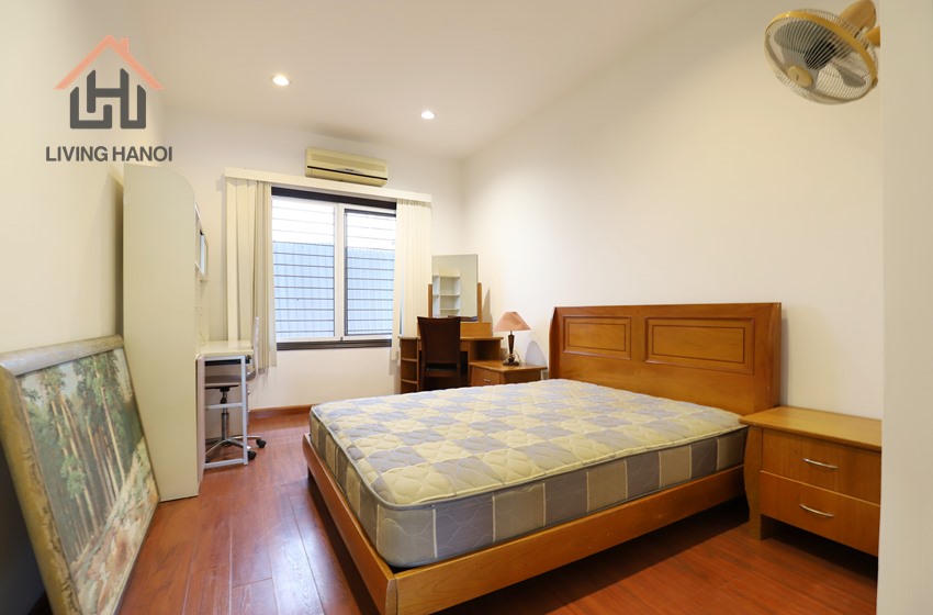 Bungalow house for rent with huge garden in Tay Ho, Hanoi Bungalow house for rent with huge garden in Tay Ho, Hanoi