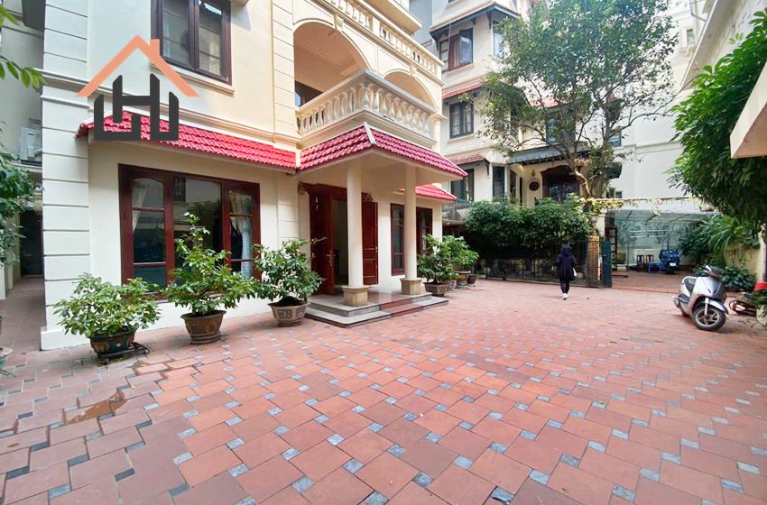 Classical house for rent in To Ngoc Van, Tay Ho, Hanoi Classical house for rent in To Ngoc Van, Tay Ho, Hanoi