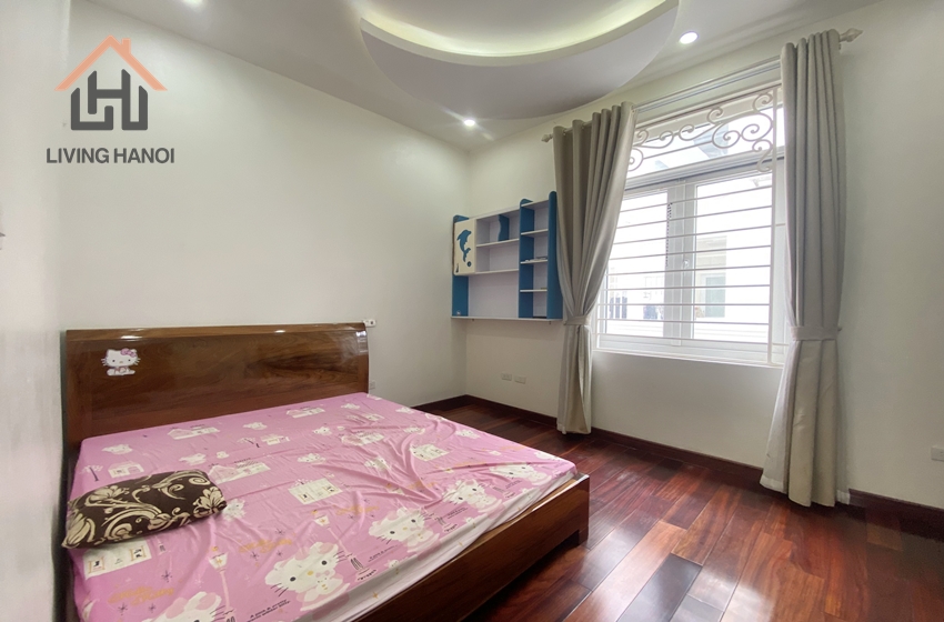 Corner villa with 4 bedrooms and yard in Ciputra, Hanoi Corner villa with 4 bedrooms and yard in Ciputra, Hanoi