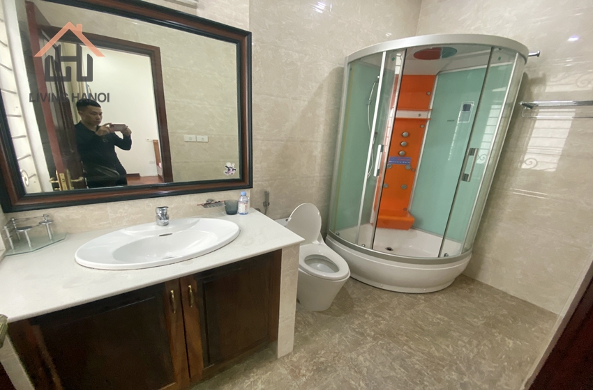 Corner villa with 4 bedrooms and yard in Ciputra, Hanoi Corner villa with 4 bedrooms and yard in Ciputra, Hanoi