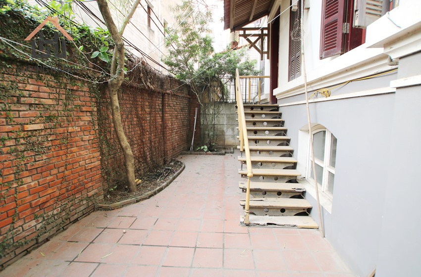 Cozy 03 bedrooms house for rent in Tay Ho, Hanoi Cozy 03 bedrooms house for rent in Tay Ho, Hanoi