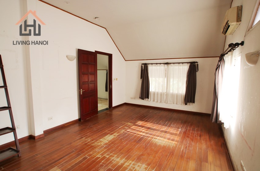 Cozy 03 bedrooms house for rent in Tay Ho, Hanoi Cozy 03 bedrooms house for rent in Tay Ho, Hanoi