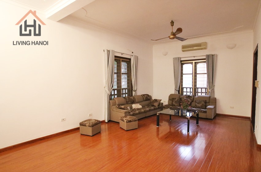 Cozy and nice four bedroom house for rent in Tay Ho, Hanoi Cozy and nice four bedroom house for rent in Tay Ho, Hanoi