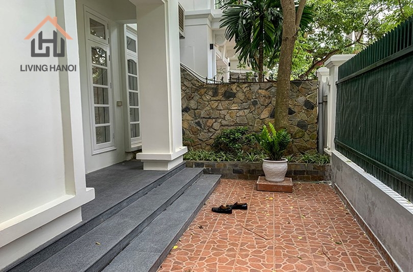 Cozy Furnished Ciputra villa 4 bedrooms, backyard, garden Cozy Furnished Ciputra villa 4 bedrooms, backyard, garden