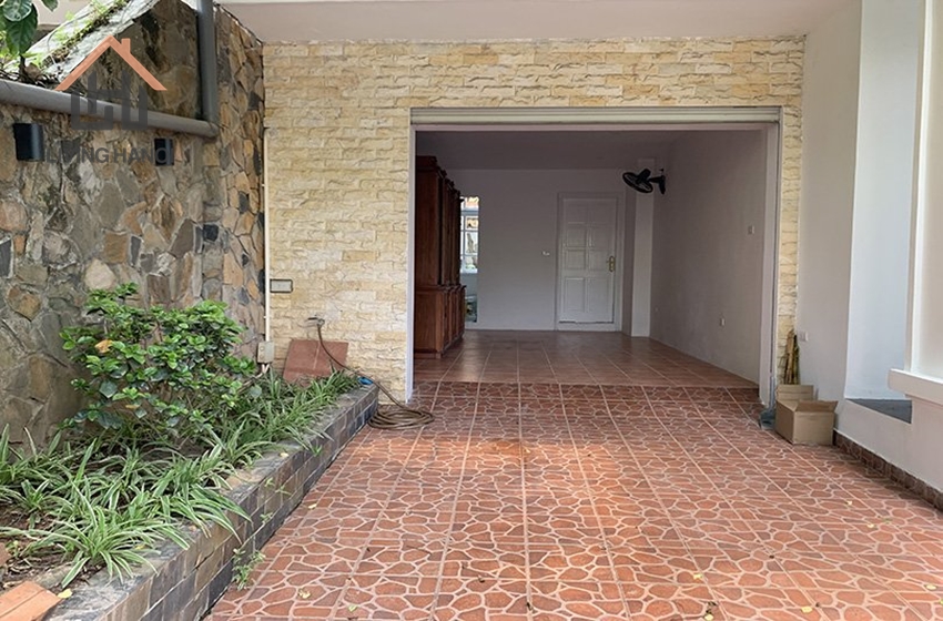 Cozy Furnished Ciputra villa 4 bedrooms, backyard, garden Cozy Furnished Ciputra villa 4 bedrooms, backyard, garden