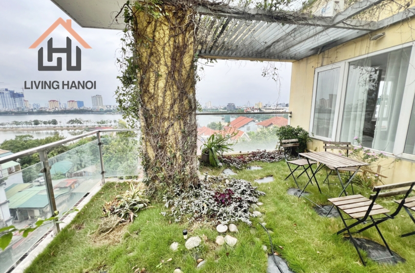Duplex apartment with beautiful view for rent in Tay Ho, Hanoi Duplex apartment with beautiful view for rent in Tay Ho, Hanoi