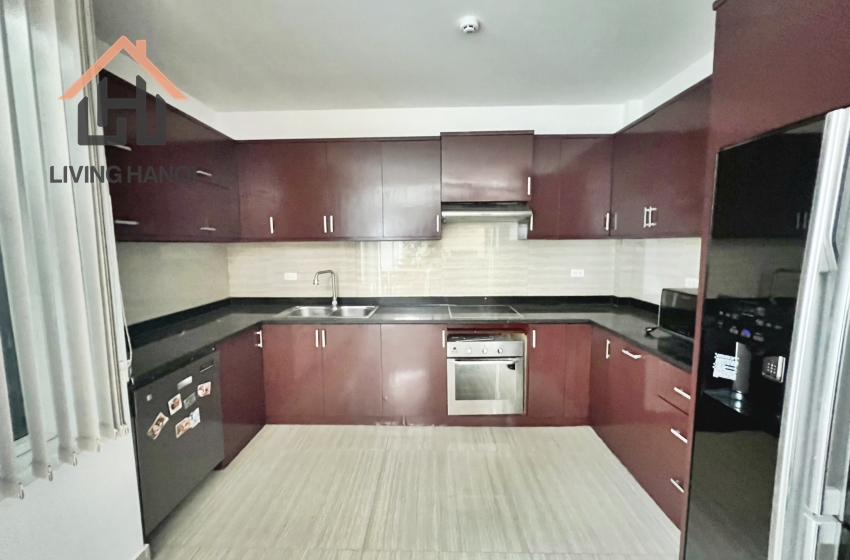 Duplex apartment with beautiful view for rent in Tay Ho, Hanoi Duplex apartment with beautiful view for rent in Tay Ho, Hanoi