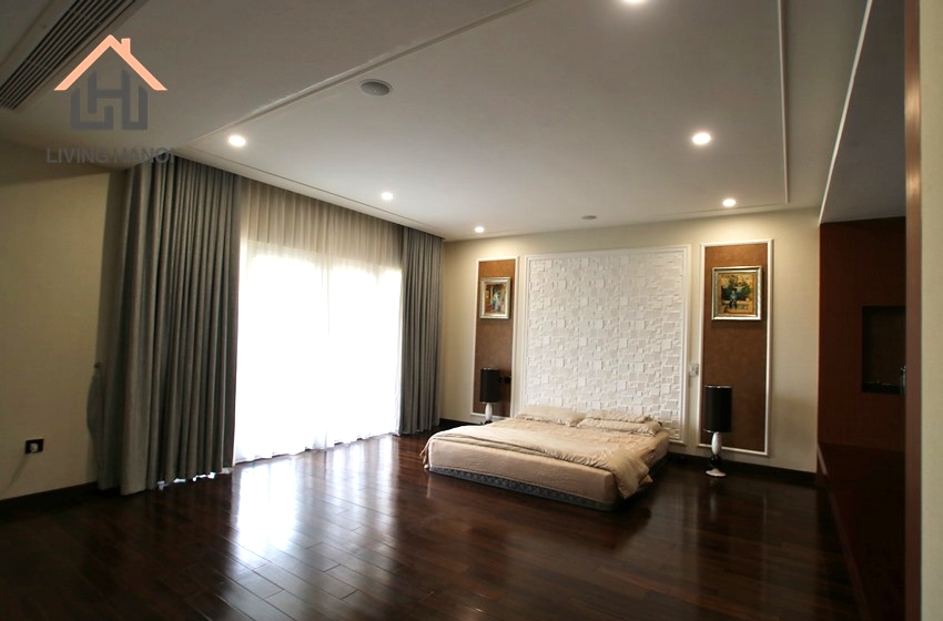 Elegant Spacious 5 Bedroom villa in Q Block Ciputra, Hanoi Elegant Spacious 5 Bedroom villa in Q Block Ciputra, Hanoi