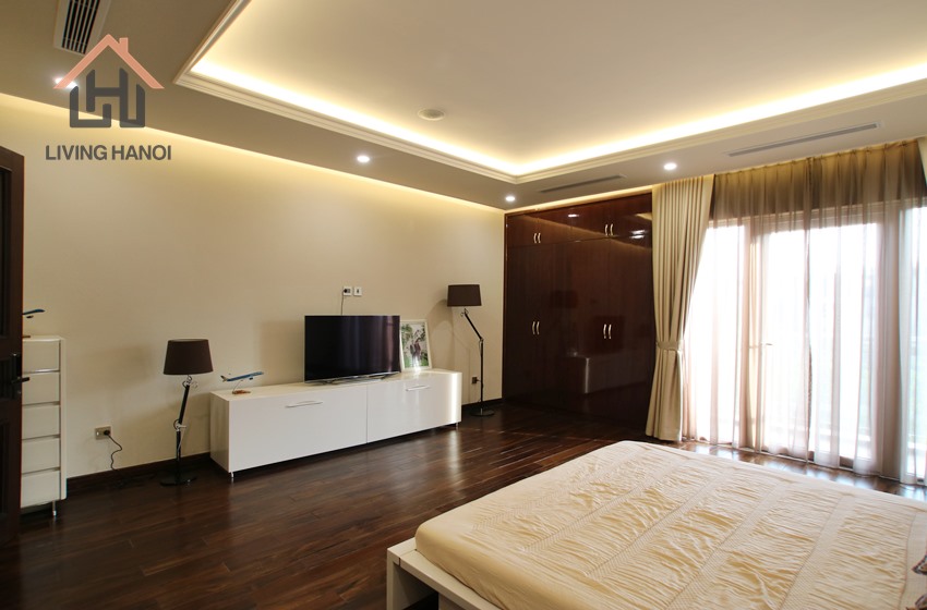 Elegant Spacious 5 Bedroom villa in Q Block Ciputra, Hanoi Elegant Spacious 5 Bedroom villa in Q Block Ciputra, Hanoi