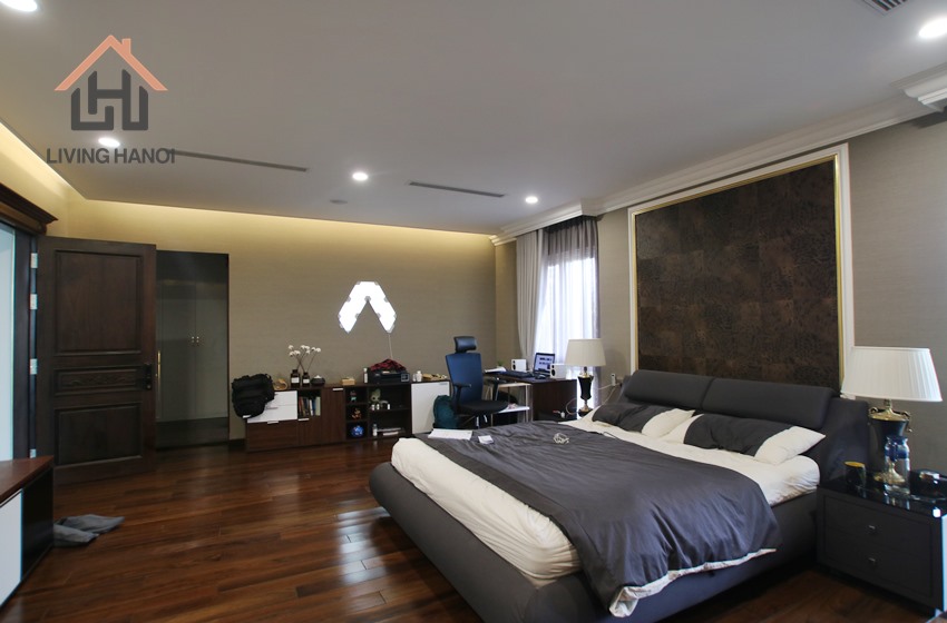 Elegant Spacious 5 Bedroom villa in Q Block Ciputra, Hanoi Elegant Spacious 5 Bedroom villa in Q Block Ciputra, Hanoi