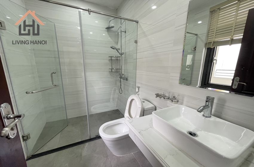 FAMILY LIVING! Big villa for rent in Starlake, Tay Ho Tay, Hanoi FAMILY LIVING! Big villa for rent in Starlake, Tay Ho Tay, Hanoi