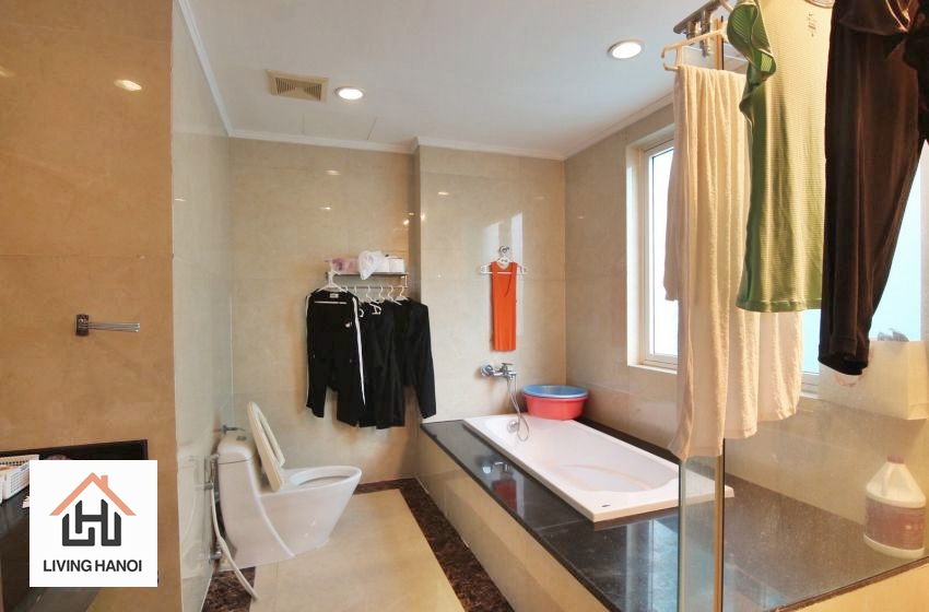 Fully-furnished 04 bedroom house for rent in Vinhomes Riverside, Long Bien Fully-furnished 04 bedroom house for rent in Vinhomes Riverside, Long Bien