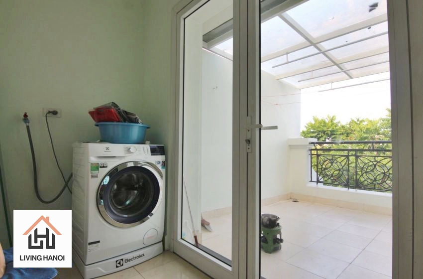 Fully-furnished 04 bedroom house for rent in Vinhomes Riverside, Long Bien Fully-furnished 04 bedroom house for rent in Vinhomes Riverside, Long Bien