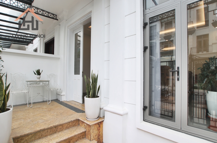 Fully furniture house for rent in Vinhomes Harmony, Hanoi Fully furniture house for rent in Vinhomes Harmony, Hanoi