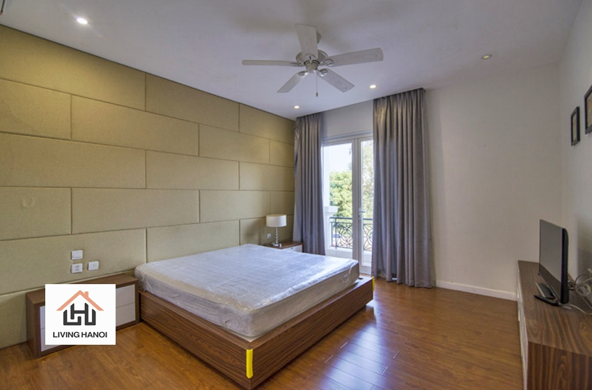 Furnished 04 bedroom villa for rent in Vinhomes Riverside, Hanoi Furnished 04 bedroom villa for rent in Vinhomes Riverside, Hanoi