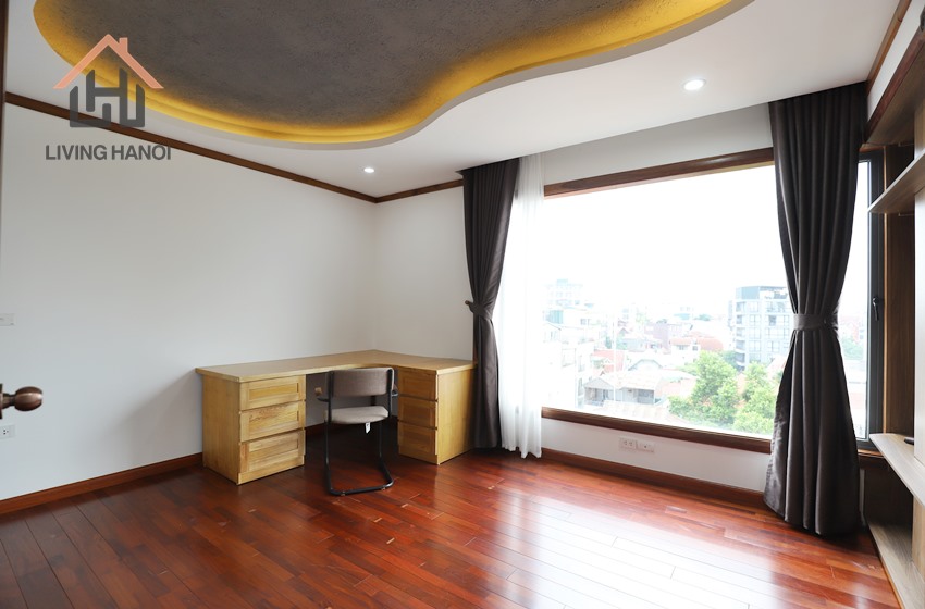 Garden top floor apartment with nice view, 4 bedrooms in To Ngoc Van Garden top floor apartment with nice view, 4 bedrooms in To Ngoc Van