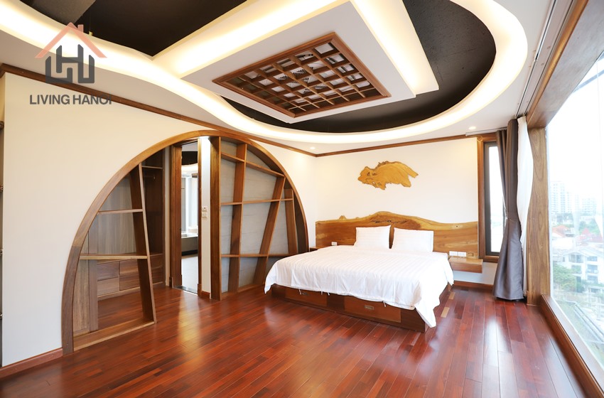 Garden top floor apartment with nice view, 4 bedrooms in To Ngoc Van Garden top floor apartment with nice view, 4 bedrooms in To Ngoc Van