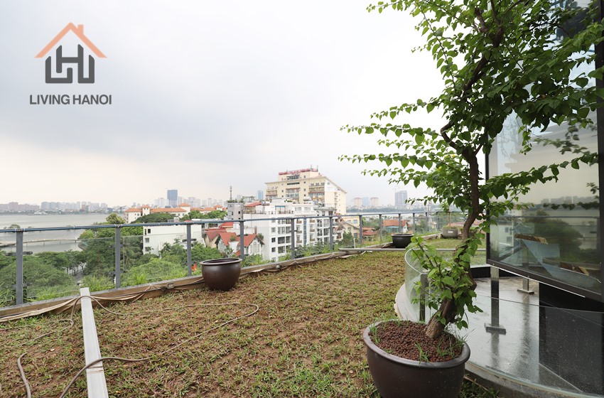Garden top floor apartment with nice view, 4 bedrooms in To Ngoc Van Garden top floor apartment with nice view, 4 bedrooms in To Ngoc Van