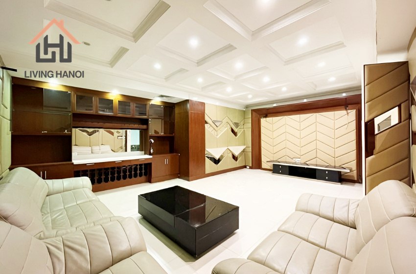 Good quality villa for rent in Vinhome Riverside, Long Bien, Hanoi Good quality villa for rent in Vinhome Riverside, Long Bien, Hanoi