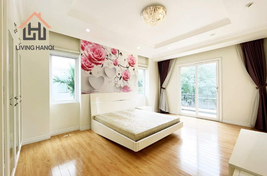 Good quality villa for rent in Vinhome Riverside, Long Bien, Hanoi Good quality villa for rent in Vinhome Riverside, Long Bien, Hanoi