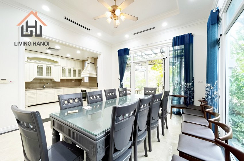 Good quality villa for rent in Vinhome Riverside, Long Bien, Hanoi Good quality villa for rent in Vinhome Riverside, Long Bien, Hanoi
