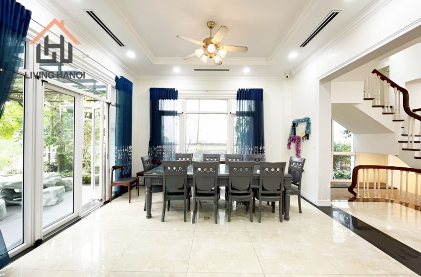 Good quality villa for rent in Vinhome Riverside, Long Bien, Hanoi Good quality villa for rent in Vinhome Riverside, Long Bien, Hanoi