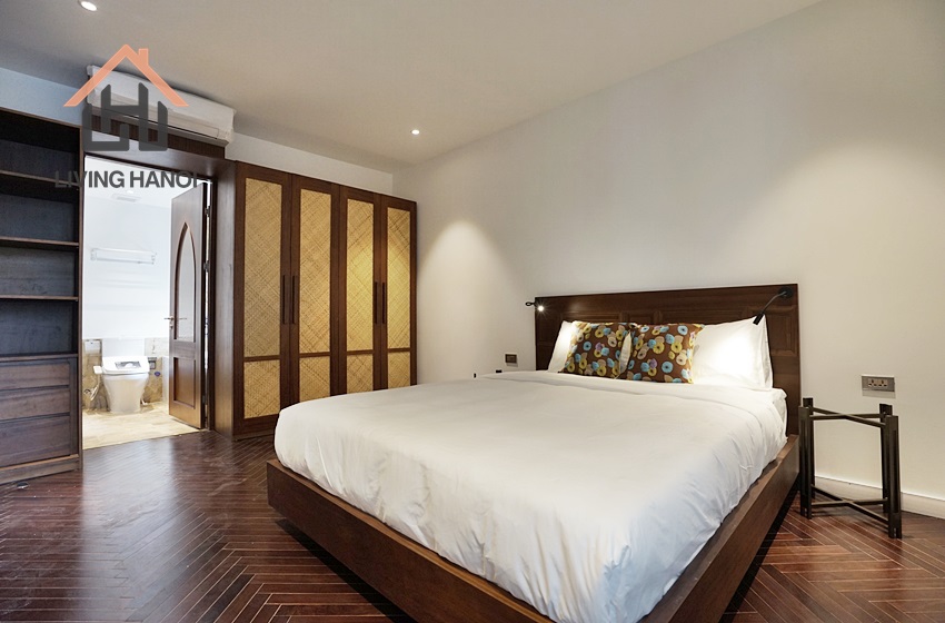Gorgeous 4-bedroom serviced apartment for rent in Centre, Ba Dinh Gorgeous 4-bedroom serviced apartment for rent in Centre, Ba Dinh
