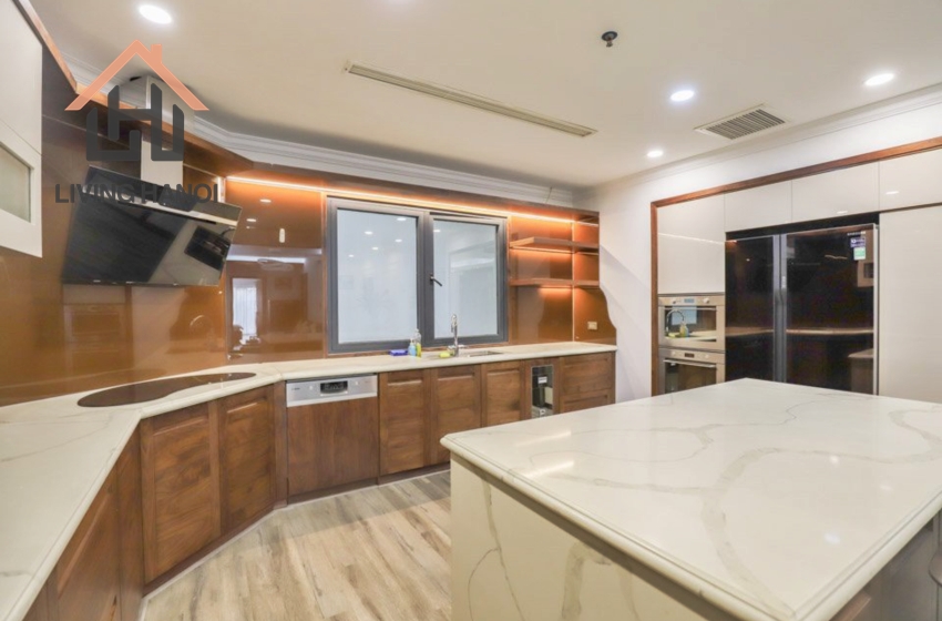 Gorgeous and beautiful apartment for rent in Hai Ba Trung, Hanoi Gorgeous and beautiful apartment for rent in Hai Ba Trung, Hanoi