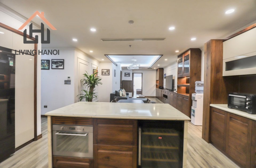 Gorgeous and beautiful apartment for rent in Hai Ba Trung, Hanoi Gorgeous and beautiful apartment for rent in Hai Ba Trung, Hanoi