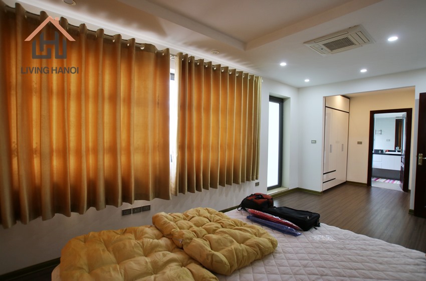 Gorgeous duplex four bedroom apartment for rent in Tay Ho, Hanoi Gorgeous duplex four bedroom apartment for rent in Tay Ho, Hanoi