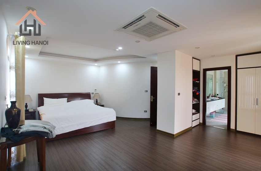 Gorgeous duplex four bedroom apartment for rent in Tay Ho, Hanoi Gorgeous duplex four bedroom apartment for rent in Tay Ho, Hanoi