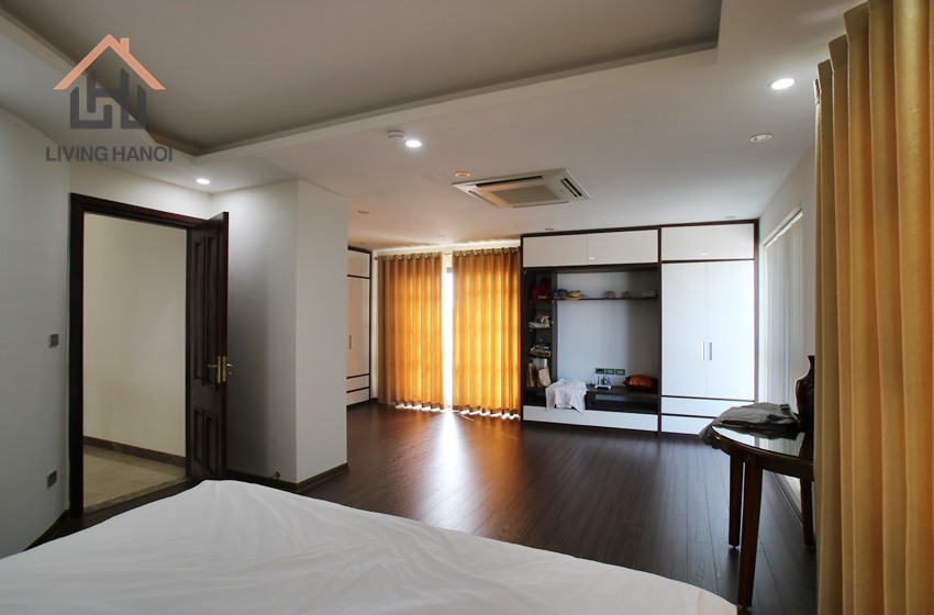 Gorgeous duplex four bedroom apartment for rent in Tay Ho, Hanoi Gorgeous duplex four bedroom apartment for rent in Tay Ho, Hanoi