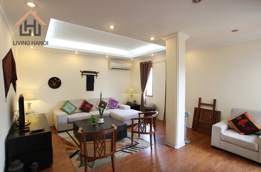 HAI BA TRUNG – Duplex penthouse 03 bedrooms apartment with big balconies available HAI BA TRUNG – Duplex penthouse 03 bedrooms apartment with big balconies available
