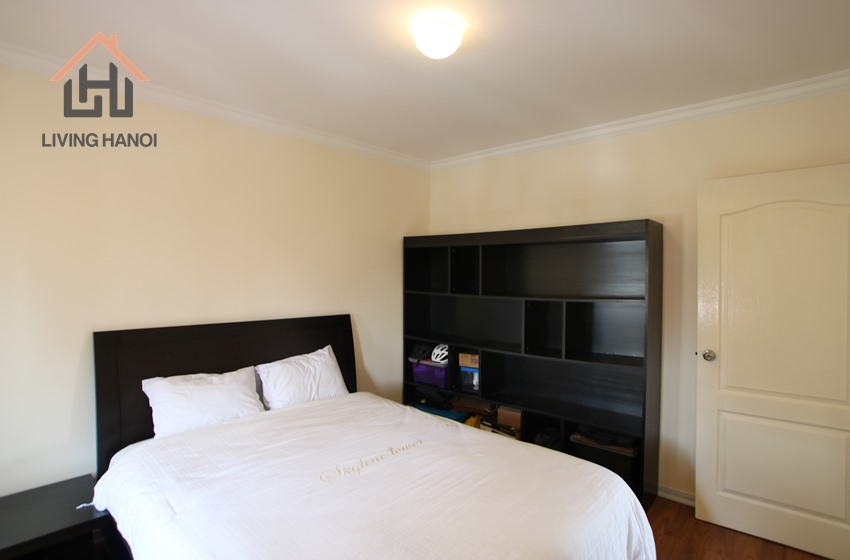 HAI BA TRUNG – Duplex penthouse 03 bedrooms apartment with big balconies available HAI BA TRUNG – Duplex penthouse 03 bedrooms apartment with big balconies available