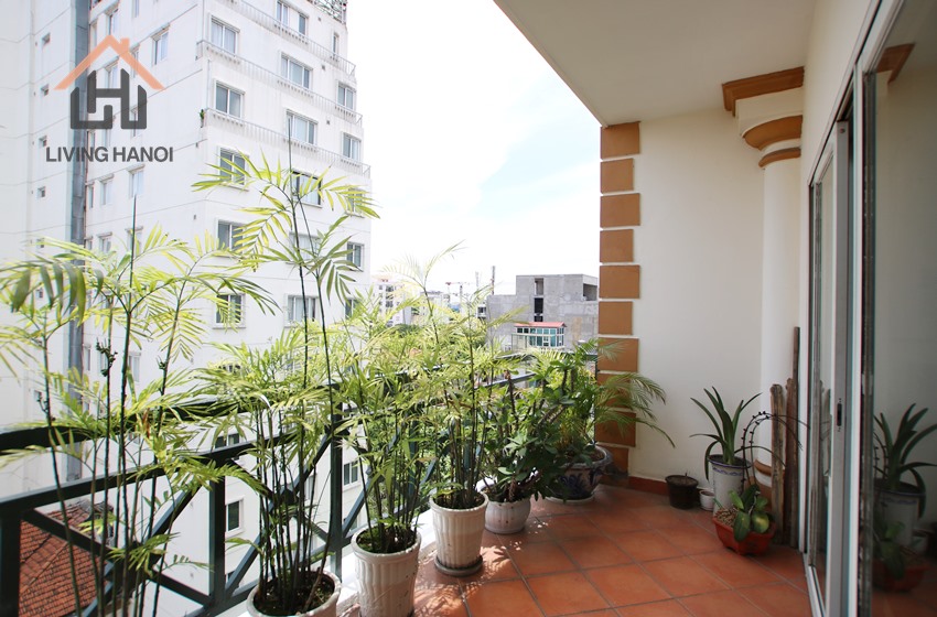 HAI BA TRUNG – Duplex penthouse 03 bedrooms apartment with big balconies available HAI BA TRUNG – Duplex penthouse 03 bedrooms apartment with big balconies available