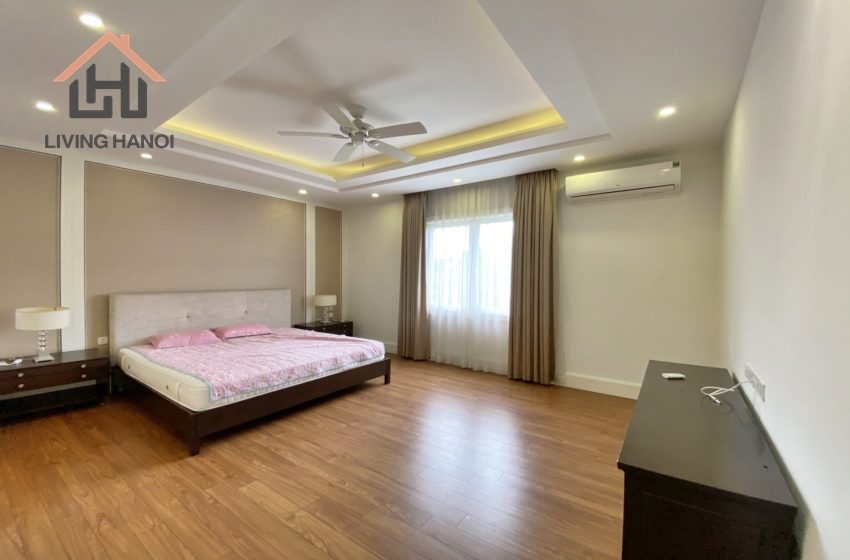 Harmony 03 bedroom house for rent in Vinhomes Riverside, Long Bien, Hanoi Harmony 03 bedroom house for rent in Vinhomes Riverside, Long Bien, Hanoi