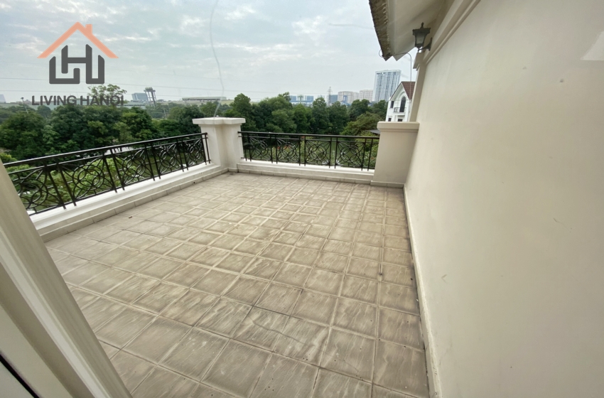 Harmony 03 bedroom house for rent in Vinhomes Riverside, Long Bien, Hanoi Harmony 03 bedroom house for rent in Vinhomes Riverside, Long Bien, Hanoi