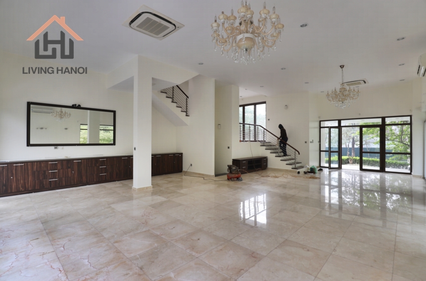 Huge villa with 5 beds for rent in Ciputra, Hanoi Huge villa with 5 beds for rent in Ciputra, Hanoi
